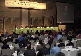 Int'l group begins 4-day conference on GM foods